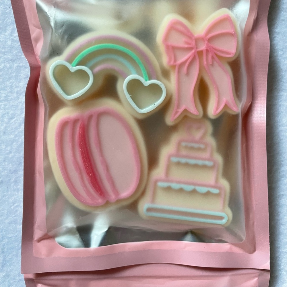 Stoney Clover Lane Fawn Doe exclusive-High Tea Collection Straw Toppers Set of 4